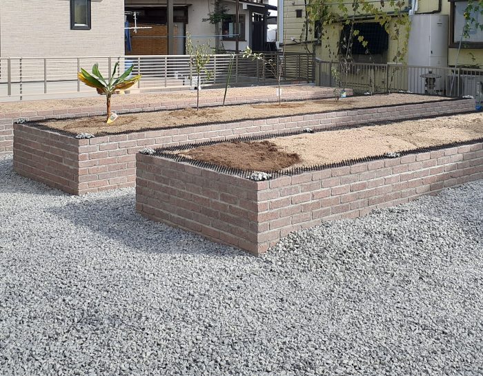 花壇づくりで楽しめる外構空間へ